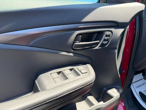 Certified 2025 Honda Passport EX-L image 27