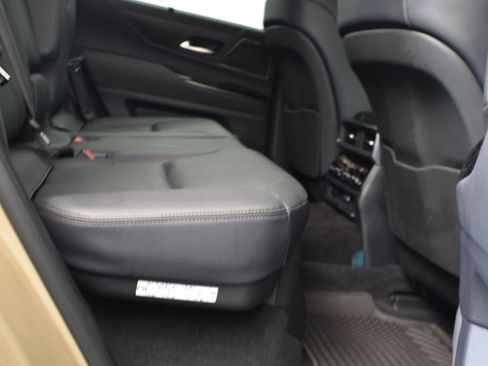 Used 2025 Lexus LX 700h Overtrail image 18