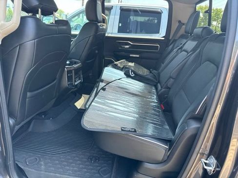 Used 2020 RAM 1500 Laramie AWD/4WD image 9