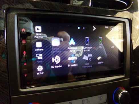 Used 2013 Chevrolet Corvette Coupe w/ 2LT Preferred Equipment Group RWD image 18