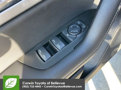 Used 2023 Chevrolet Blazer LT AWD/4WD image 19