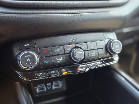 Used 2021 Dodge Durango GT w/ Blacktop Package image 36