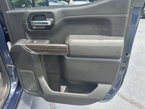 Certified 2022 Chevrolet Silverado 1500 RST image 16