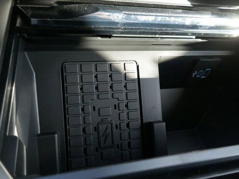 New 2026 Ford F250 Lariat image 28