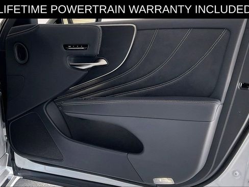 Used 2024 Lexus LS 500 RWD image 26