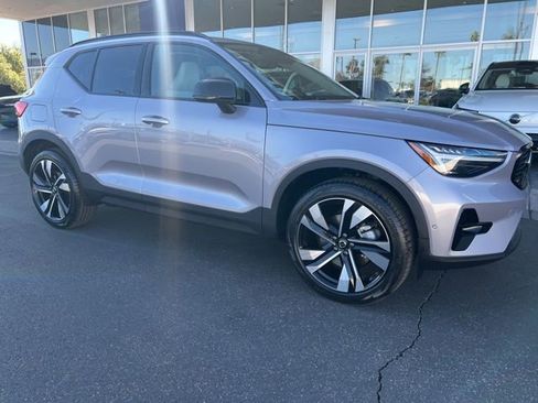 New 2026 Volvo XC40 B5 Ultra w/ Climate Package image 7