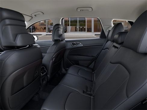 New 2026 Kia Sportage EX image 18