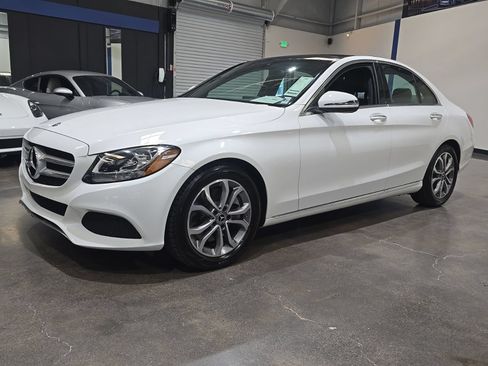 Used 2018 Mercedes-Benz C 300 Sedan image 6