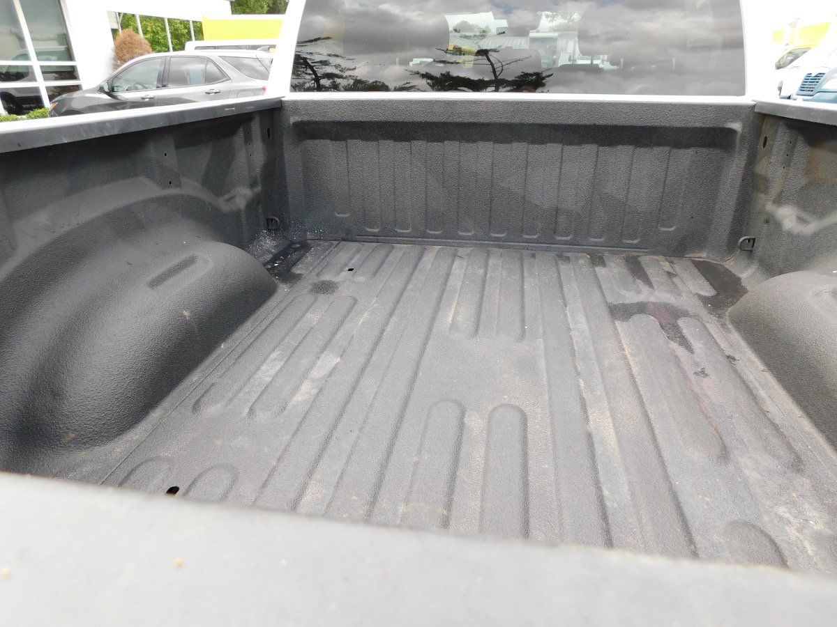 Used 2025 RAM 1500 Tradesman AWD/4WD image 4
