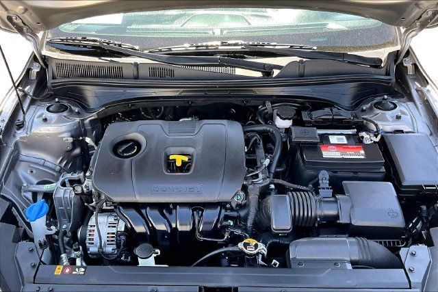 Used 2023 Kia Forte LXS FWD image 9