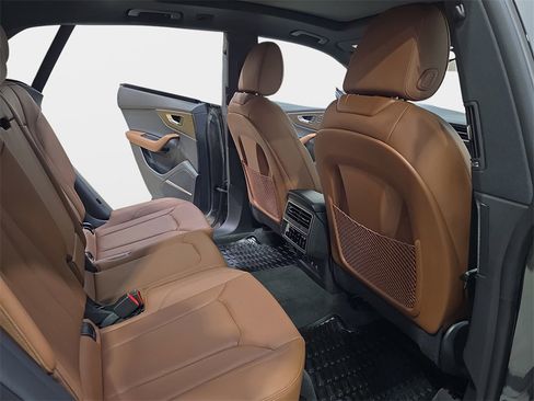 Certified 2025 Audi Q8 Premium Plus w/ Premium Plus Package image 13