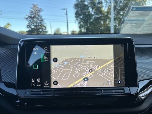 New 2025 Volkswagen Atlas Cross Sport SEL R-Line image 18