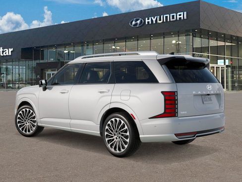 New 2027 Hyundai Palisade Calligraphy FWD image 5