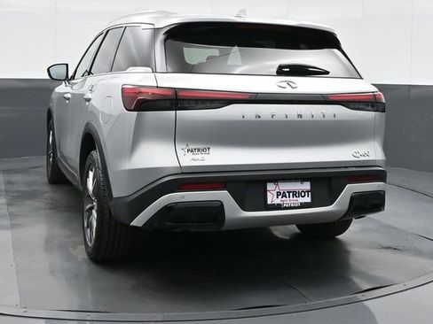 Used 2023 INFINITI QX60 Luxe image 2