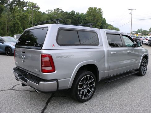 Used 2019 RAM 1500 Laramie AWD/4WD image 8