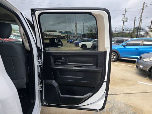 Used 2018 RAM 1500 Tradesman w/ Popular Equipment Group image 30