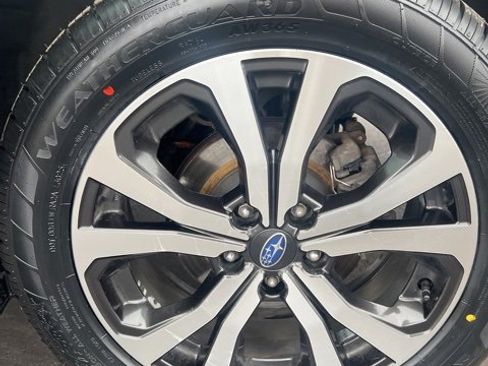 Used 2021 Subaru Forester Limited w/ Popular Package #3 image 22