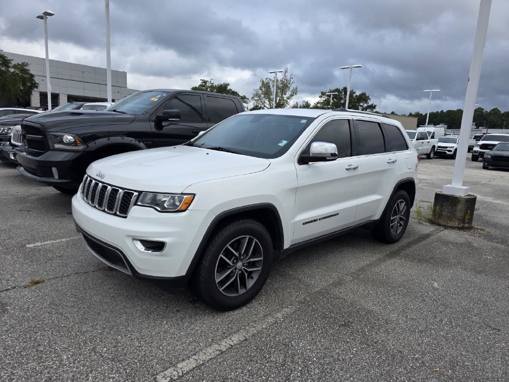 Used 2018 Jeep Grand Cherokee Limited RWD image 4