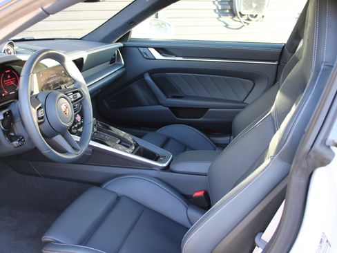 Certified 2025 Porsche 911 Carrera S RWD image 6
