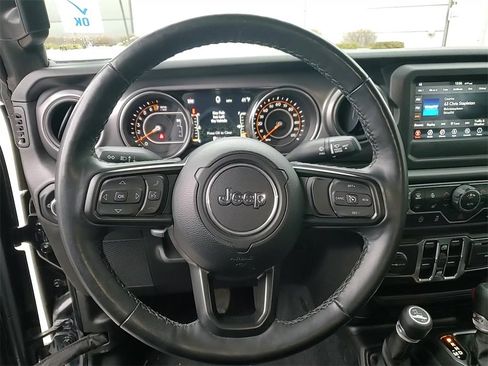Used 2021 Jeep Wrangler Unlimited Sport image 14