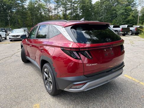 Certified 2025 Hyundai Tucson SEL AWD/4WD image 2