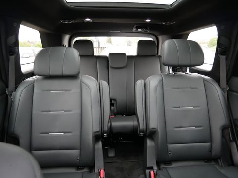 Certified 2026 Hyundai Palisade Calligraphy AWD/4WD image 13