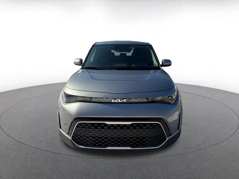 Used 2025 Kia Soul LX w/ LX Technology Package image 4