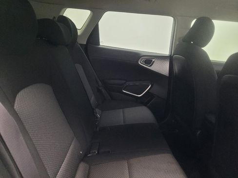 Used 2020 Kia Soul LX FWD image 19