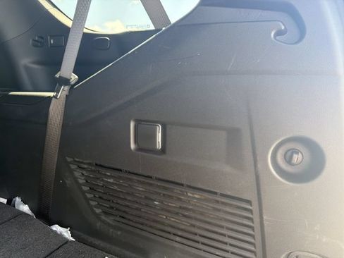 Used 2026 Chevrolet Tahoe LS RWD image 20