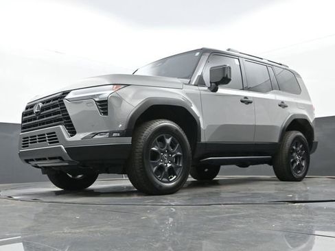 Used 2024 Lexus GX 550 AWD/4WD image 29