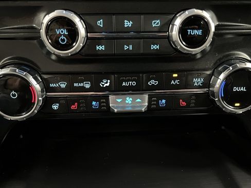 Used 2023 Ford F150 Lariat w/ Equipment Group 502A High image 47