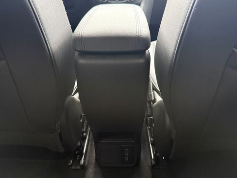 Used 2025 Buick Encore GX Preferred AWD/4WD image 23