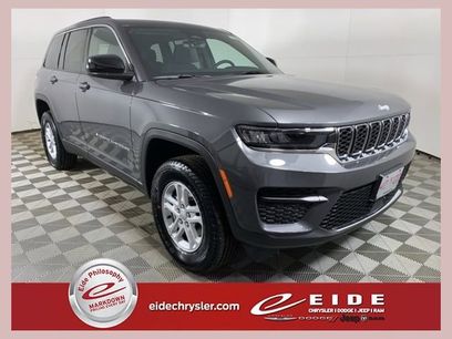 New 2025 Jeep Grand Cherokee Laredo w/ Luxury Tech Group I