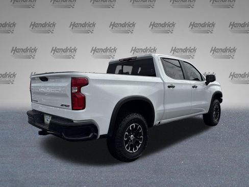 Used 2024 Chevrolet Silverado 1500 ZR2 w/ Technology Package image 10