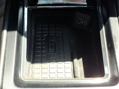 Used 2023 Lincoln Corsair AWD w/ Equipment Group 101A image 21