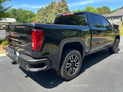 Used 2024 GMC Sierra 1500 AT4 w/ Technology Package AWD/4WD image 23