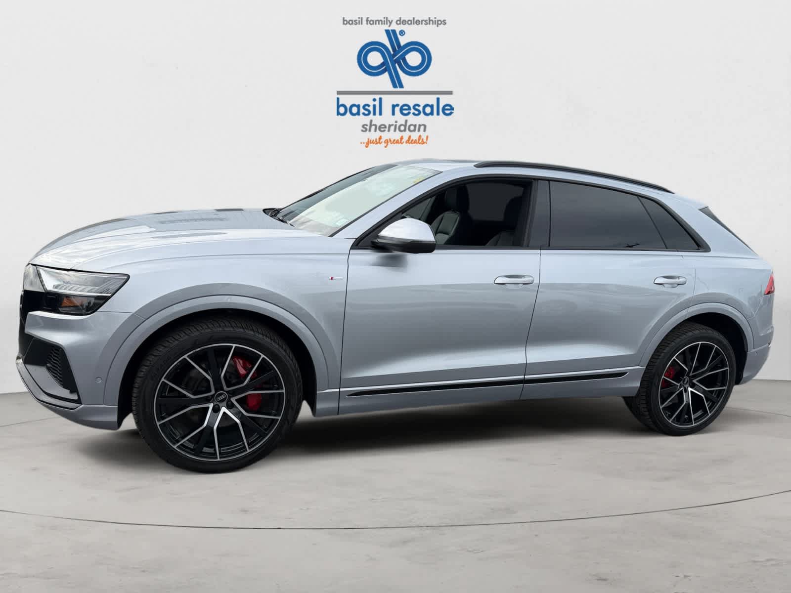 Used 2021 Audi Q8 Premium Plus w/ Premium Plus Package AWD/4WD image 3