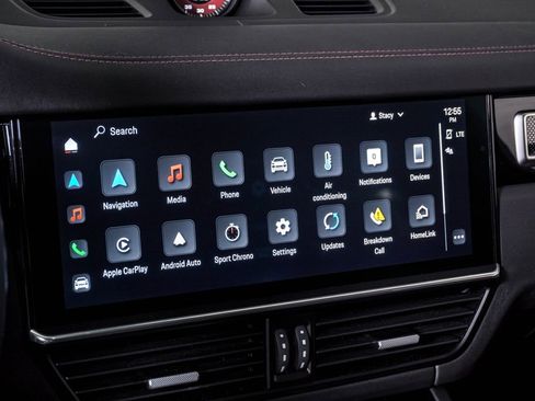 Certified 2023 Porsche Cayenne GTS AWD/4WD image 22