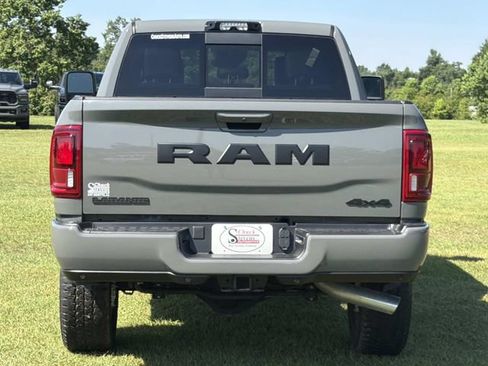 New 2026 RAM 2500 Laramie AWD/4WD image 9