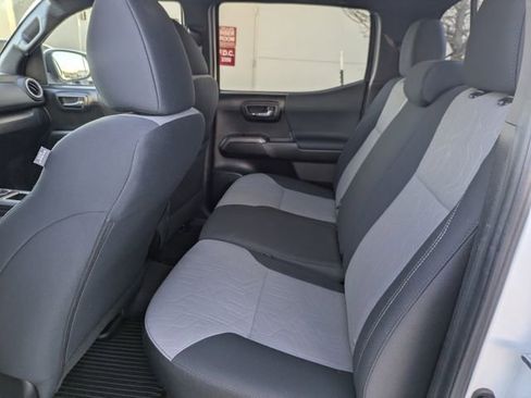 Used 2023 Toyota Tacoma TRD Sport image 27