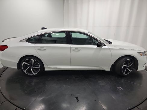 Certified 2021 Honda Accord Sport image 11