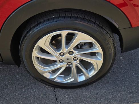 Used 2023 Chevrolet Bolt EUV LT w/ Driver Confidence Package image 10