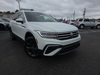 Used 2022 Volkswagen Tiguan SE