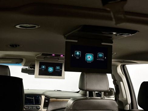 Used 2018 GMC Yukon XL Denali w/ Open Road Package image 38