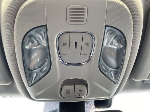 Used 2018 Jeep Compass Limited w/ Navigation Group image 32