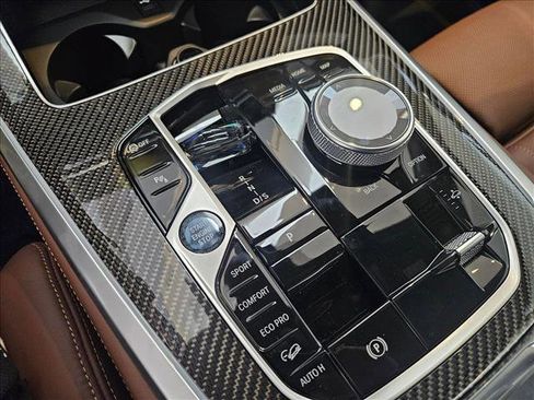 New 2026 BMW X5 M60i image 12