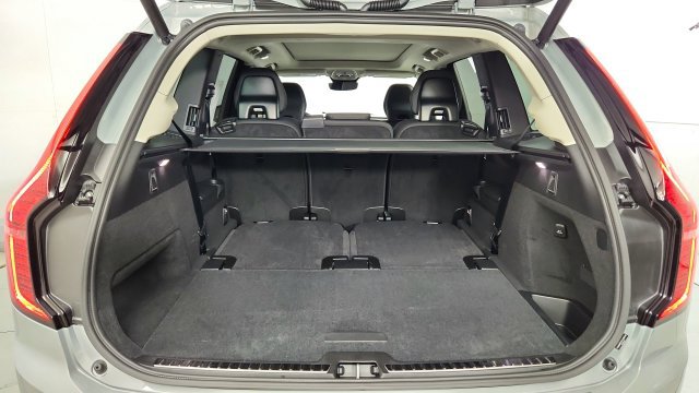 New 2026 Volvo XC90 T8 Plus AWD/4WD image 44