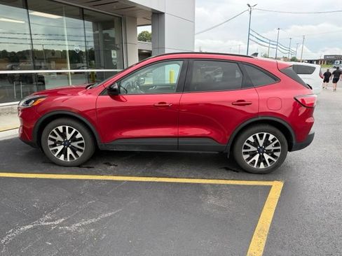 Used 2020 Ford Escape SE Sport AWD/4WD image 8