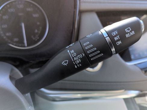 Certified 2023 Cadillac XT5 Premium Luxury w/ LPO, Floor Liner Package image 24