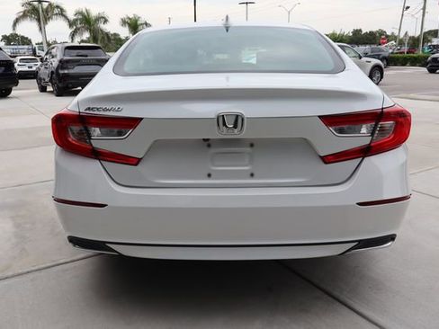 Used 2020 Honda Accord EX image 5